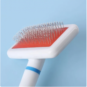 Grooming brush